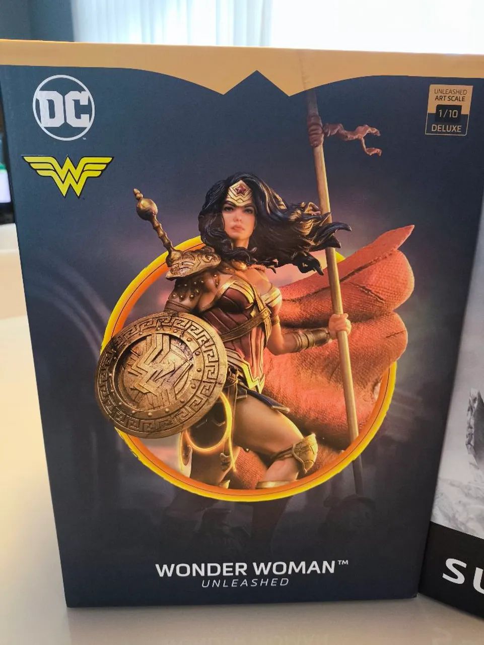 Wonder Woman Unleashed Iron Studios 1/10