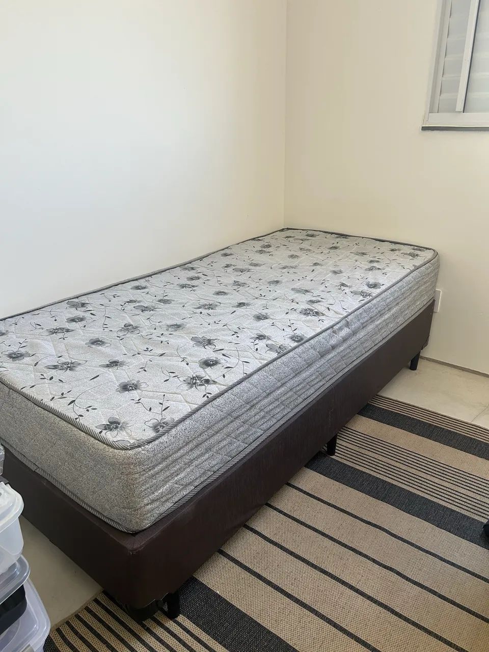 Cama de solteiro 