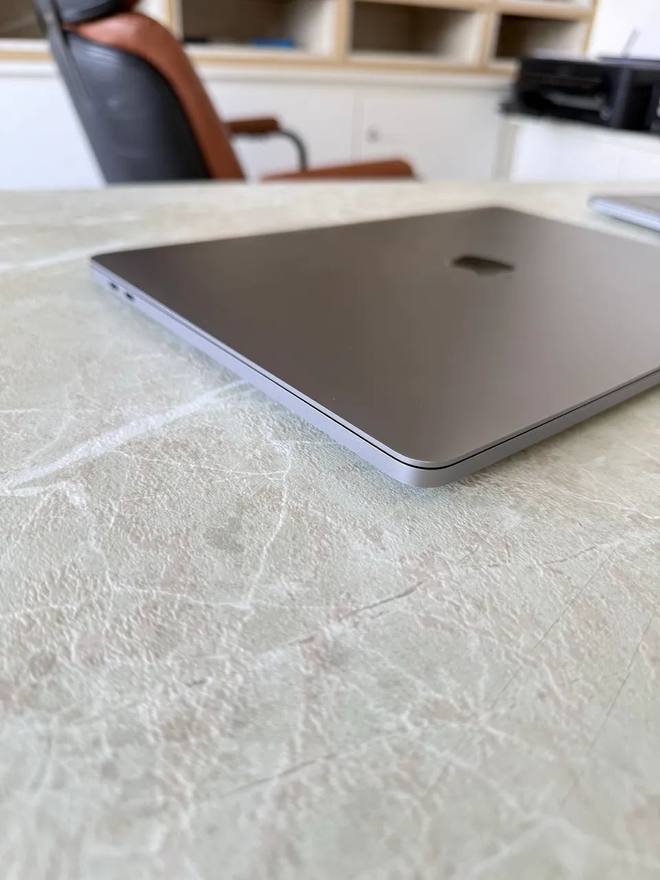 MACBOOK PRO M2 - 8gb RAM - SSD 256 gb - Foto 2