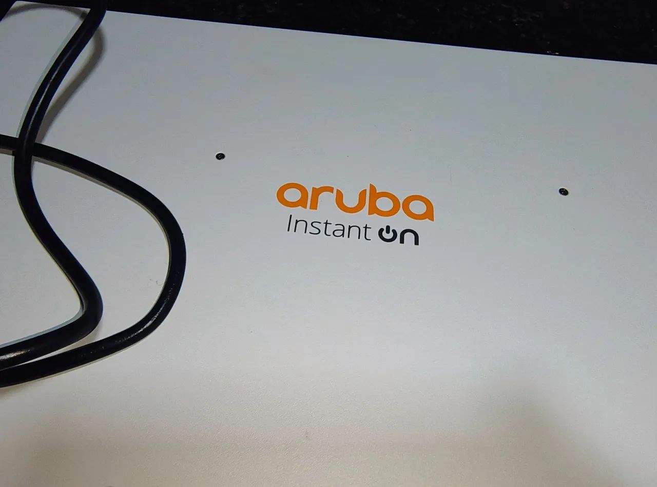 Switch HPE Aruba on24p