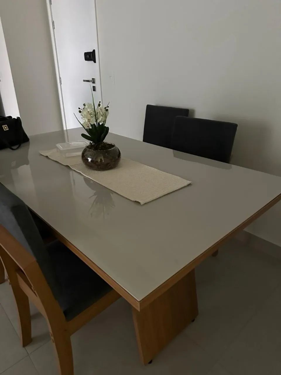 MESA DE JANTAR - 6 LUGARES, NOVA- 6 MESES DEUSO - Foto 3