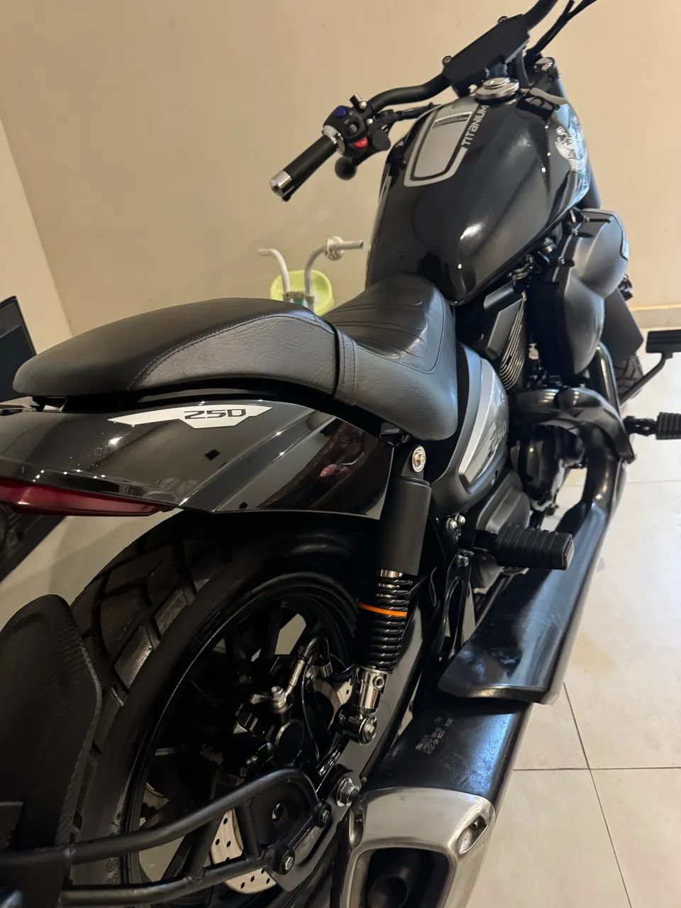 Moto V16 titanium 250  - Foto 3