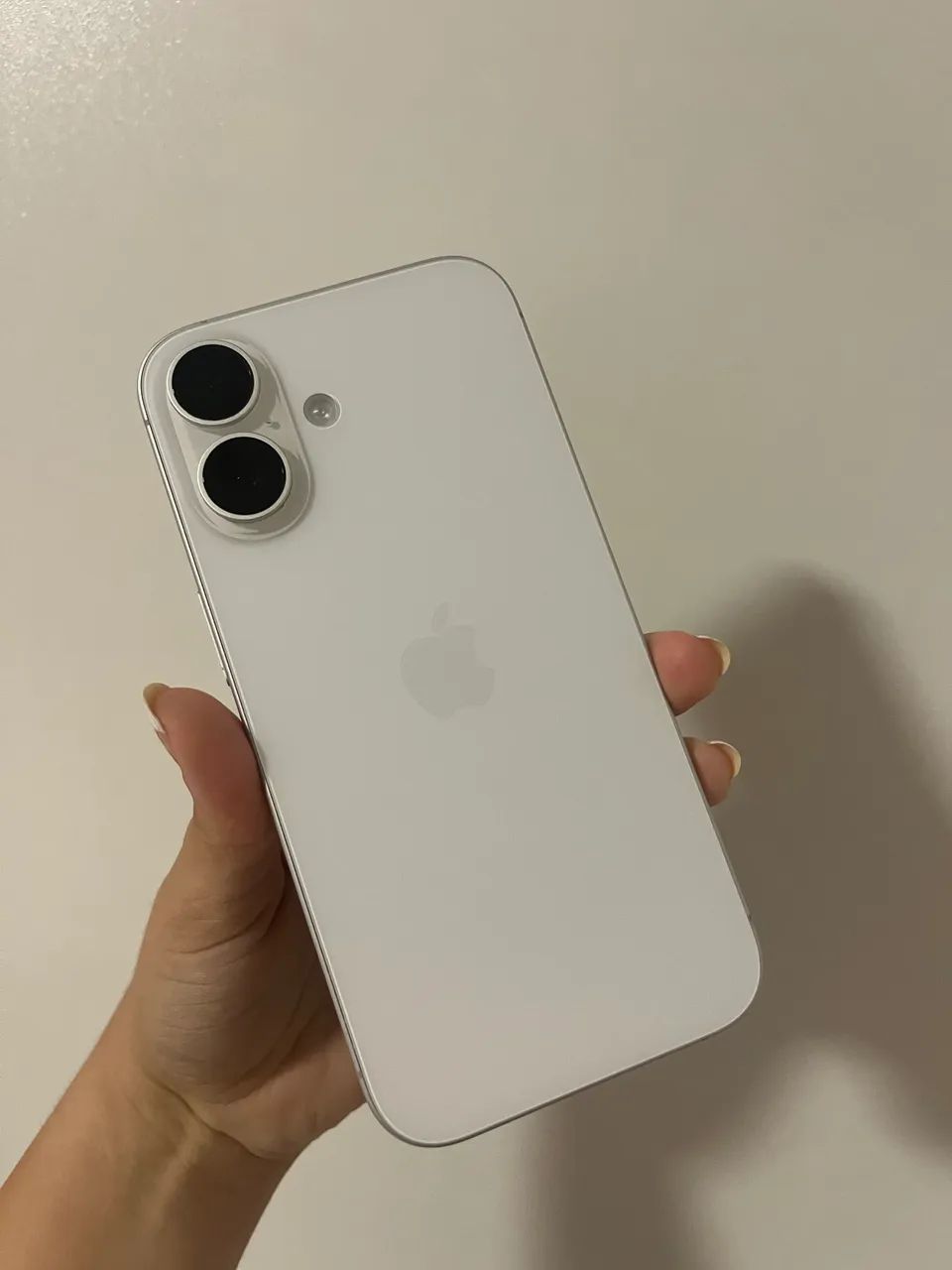 VENDO IPHONE 16 128GB BRANCO  - Foto 3