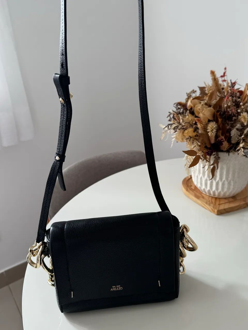 Bolsa Tiracolo Preta Couro Special  - Foto 4
