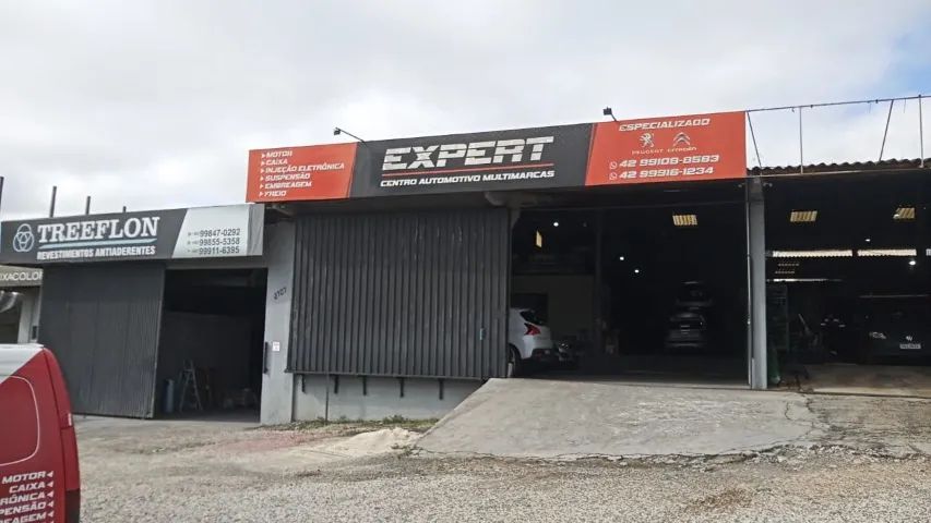 BARRACÃO - ALUGO (BOX - 230 m2) - Taunay