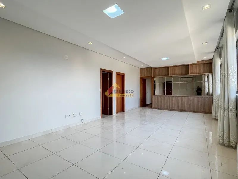 Apartamento residencial Centro - Foto 2