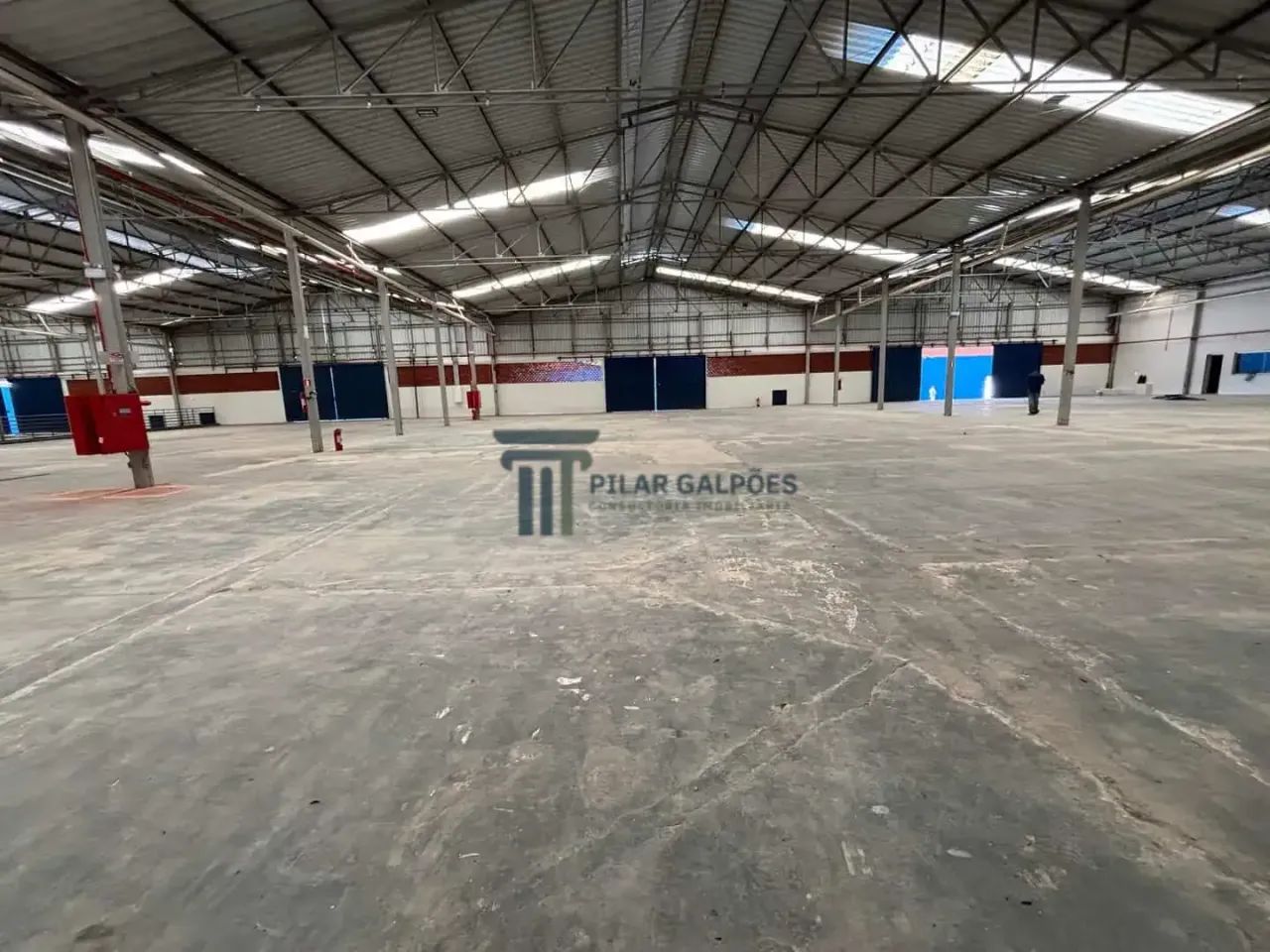 Galpão com docas e 1.414 m² de ABL - Foto 3