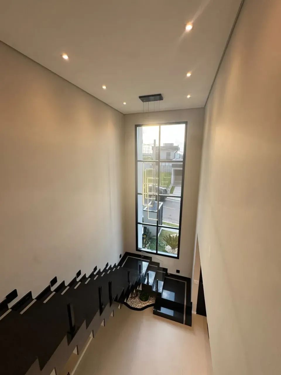 Linda casa nova com 3 suítes e piscina - Foto 3