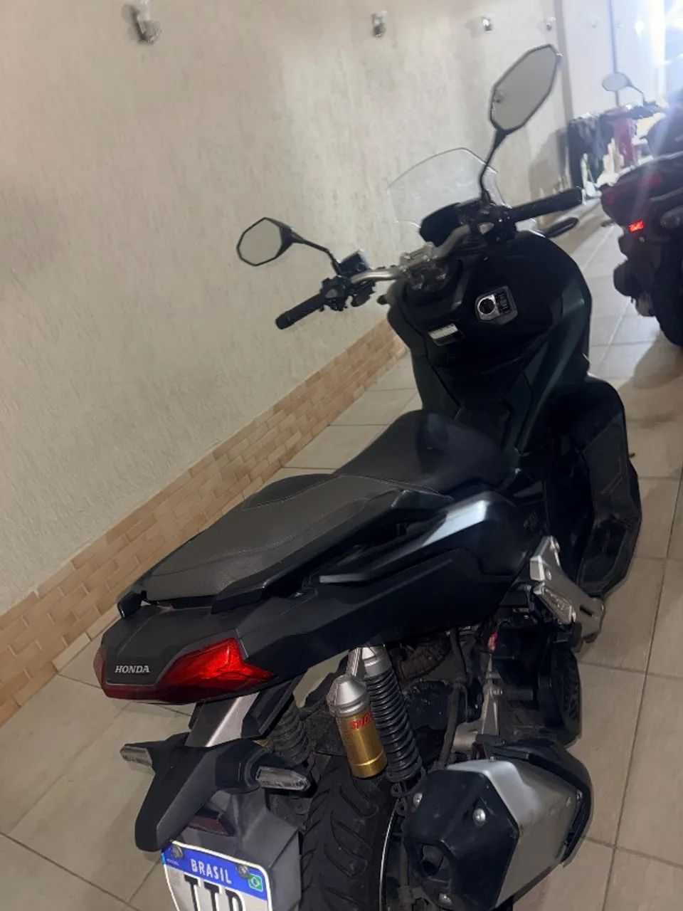 ADV 150 - Foto 2