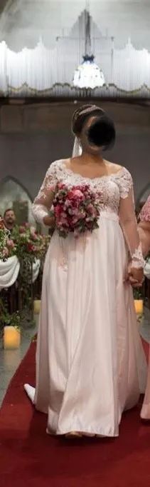 Vestido de Noiva (semi-novo)  - Foto 2