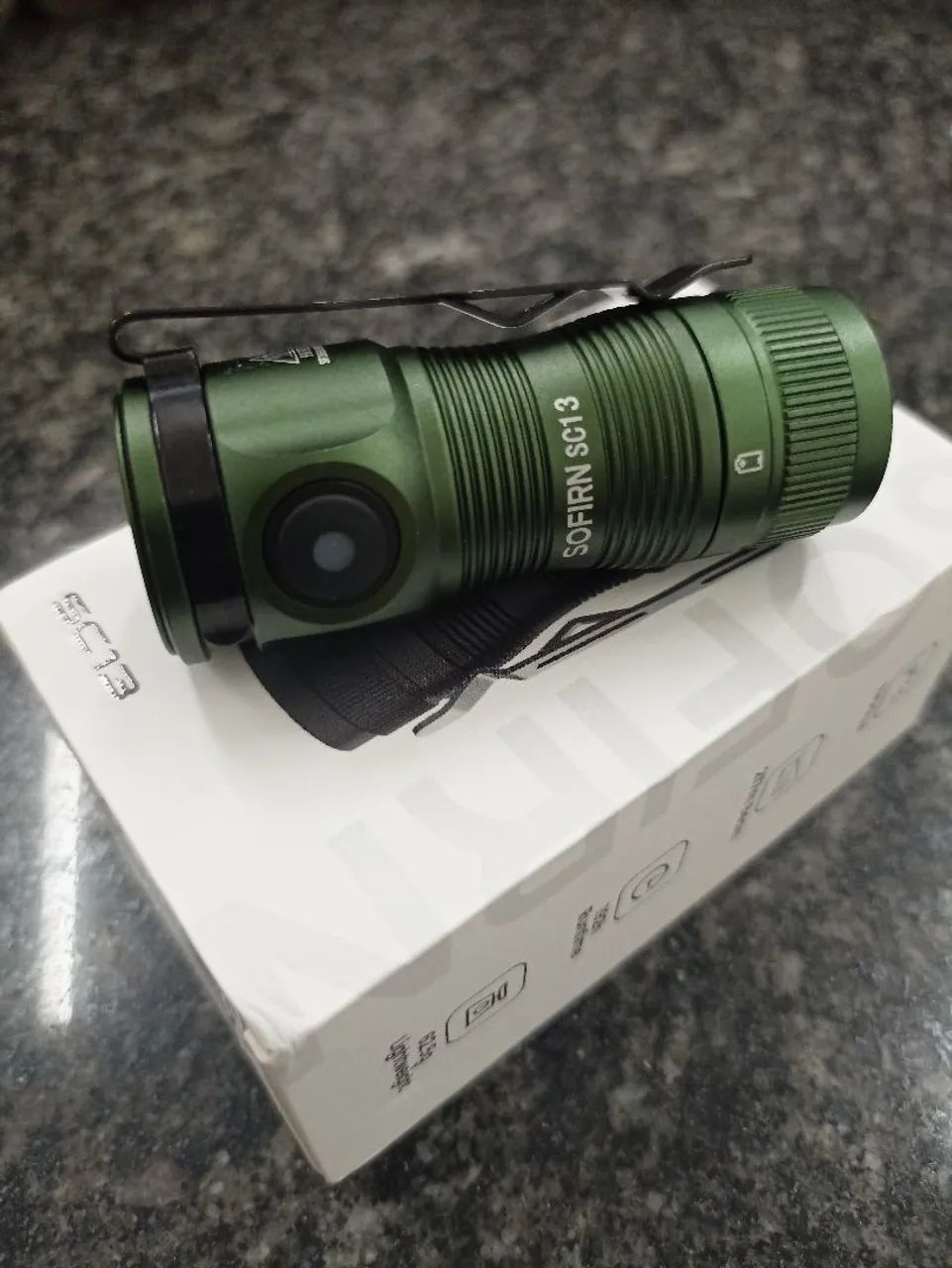 Mini Lanterna Sofirn Sc13 Com 1300 Lúmens 