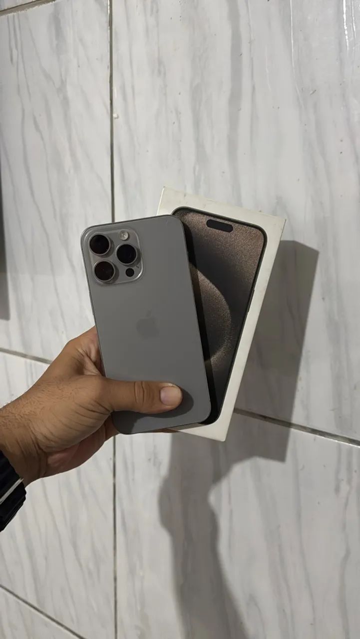 iPhone 15 pro Max 256gb sem marcas de uso 