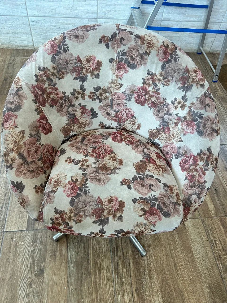 Poltrona giratória  - Foto 2