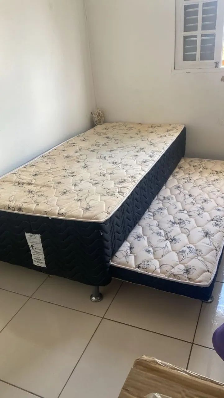 Cama box,com auxiliar, semi nova!