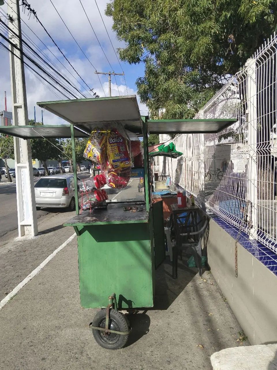 Carinho de lanche com ponto no H.G.E enfrente a vemenha - Foto 3