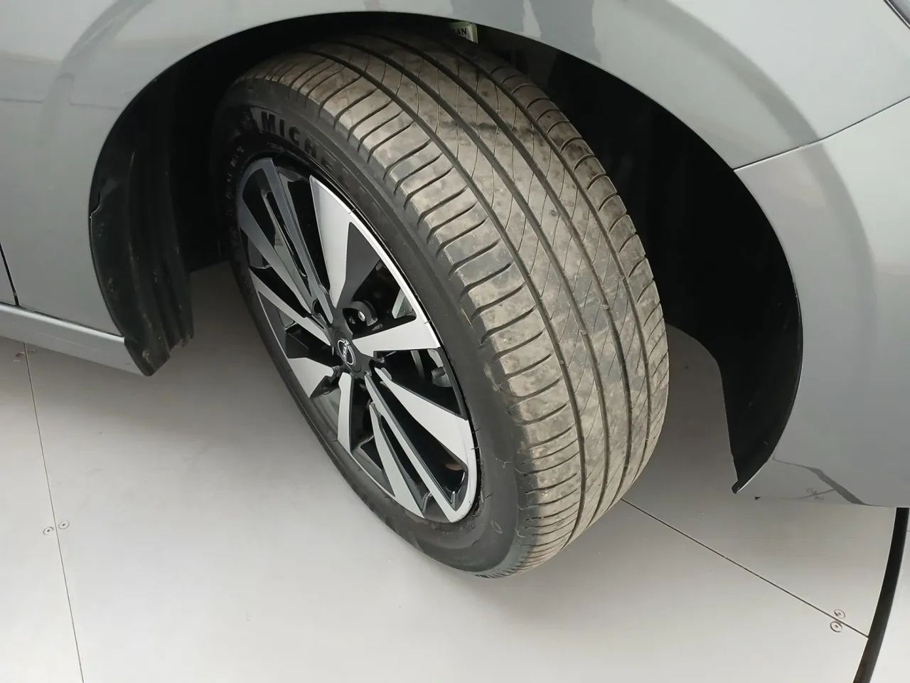 Nissan Sentra Advance 2.0 16V Aut., foto 13 de 18