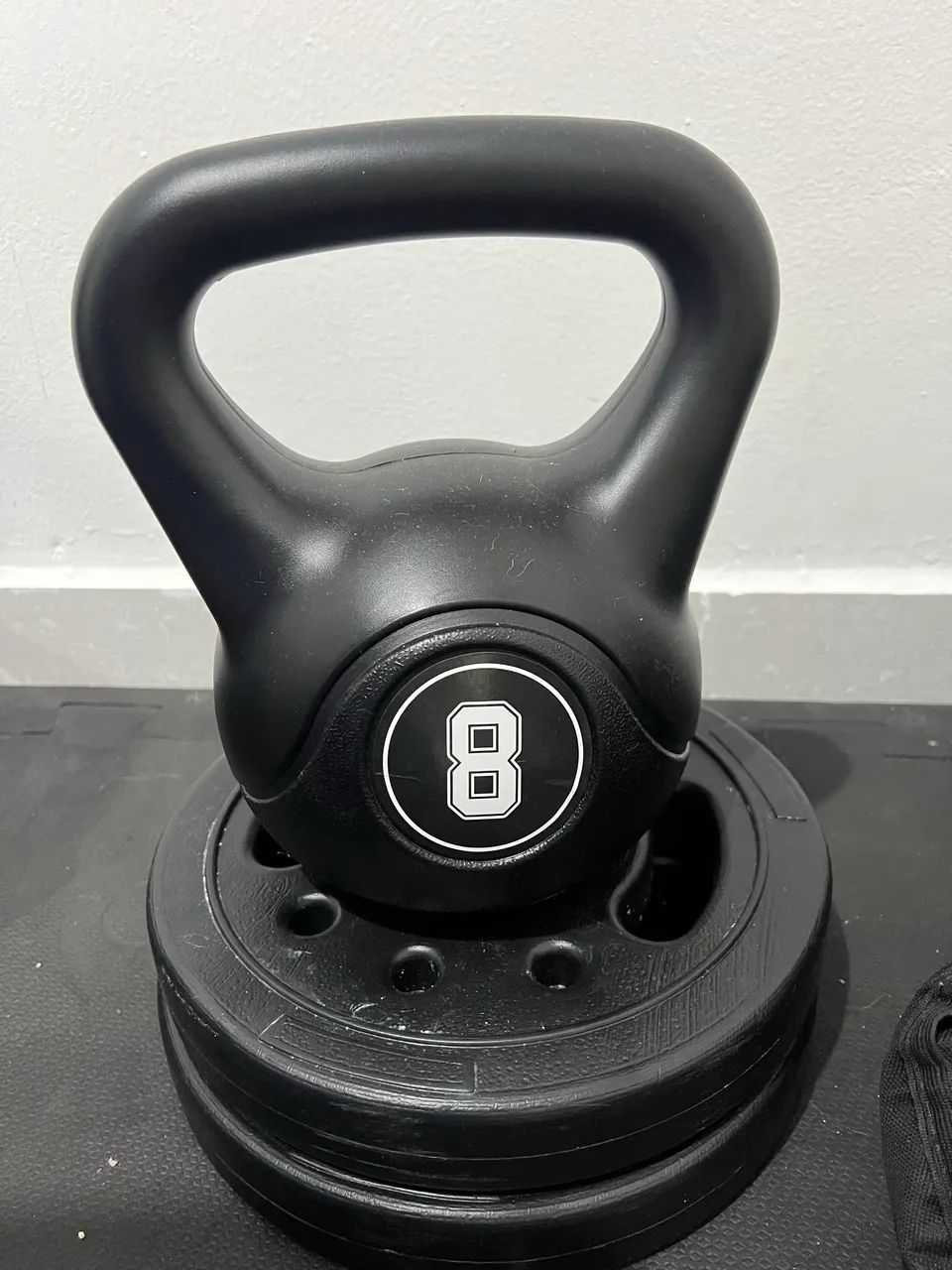 Kettlebell 8kg + 2 anilhas de 5kg  - Foto 4