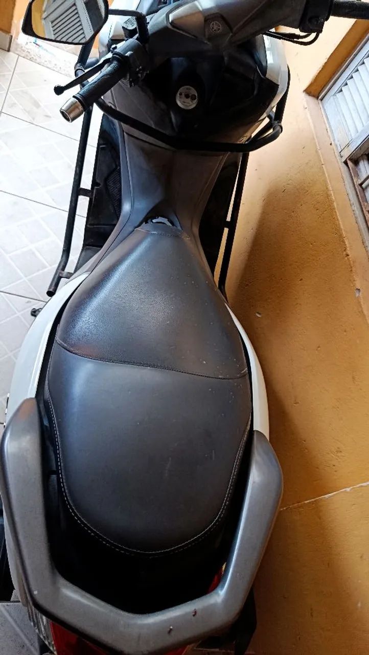 Nmax ano 2019 com 160cc  - Impecável, Revisada e Doc OK) - Foto 5