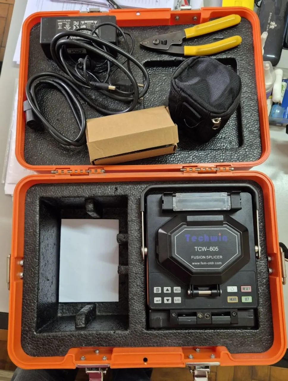 Maquina de fusão Techwin SM - MM 