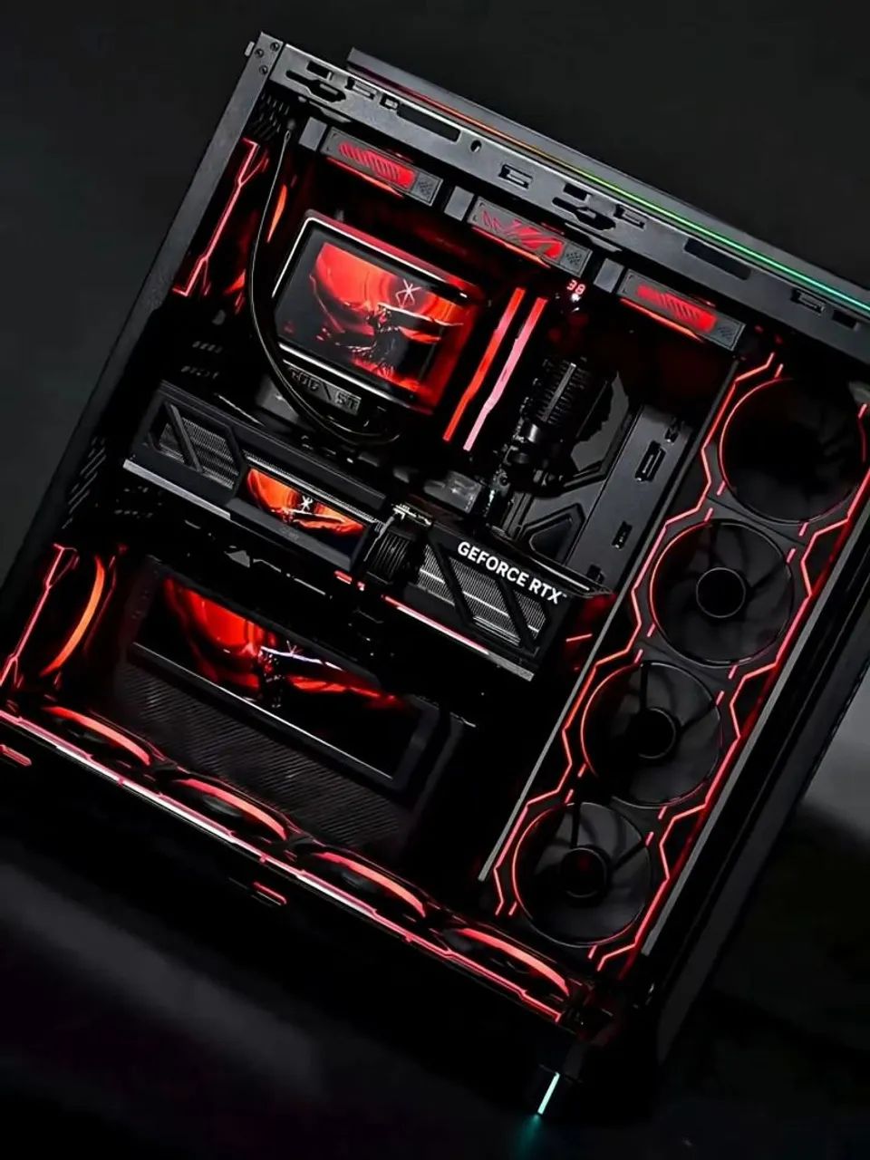 Serviço profissional de computadores e notebooks. 