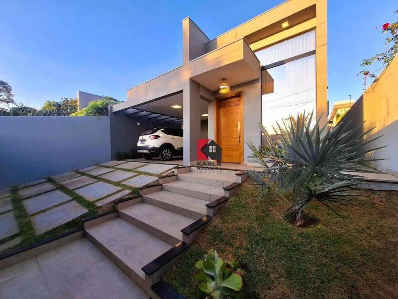 CASA LUNDCEA 03 QUARTOS E LOTE DE 300 M²!! - Foto 4