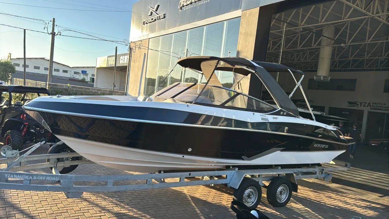 Lancha Ventura 250