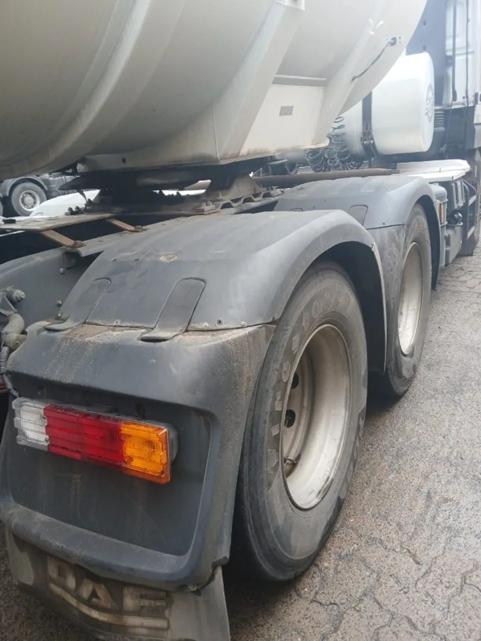 Caminhão DAF XF105 FTS 460A - Foto 5