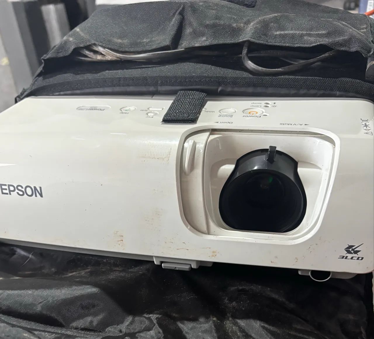 Projetor multimídia Epson PowerLite S5 branco -Usado em excelente estado  - Foto 3