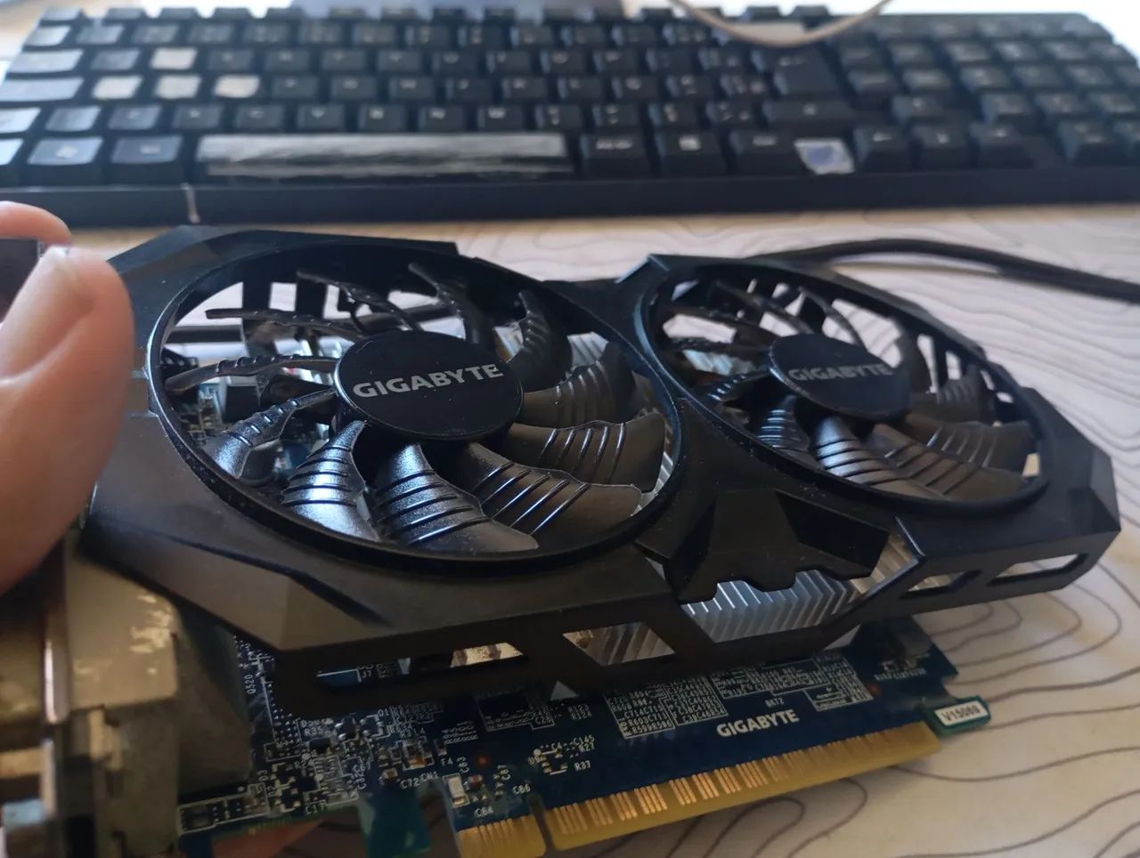 GTX 750TI 2GB - Foto 2