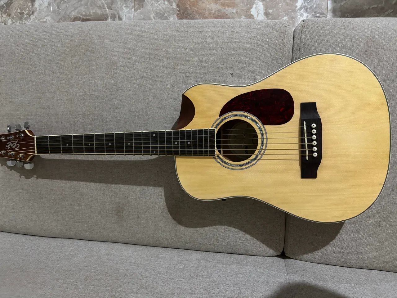 Violão baby seizi 