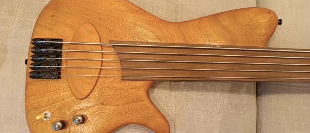 Vende-se bass fretles - Foto 5