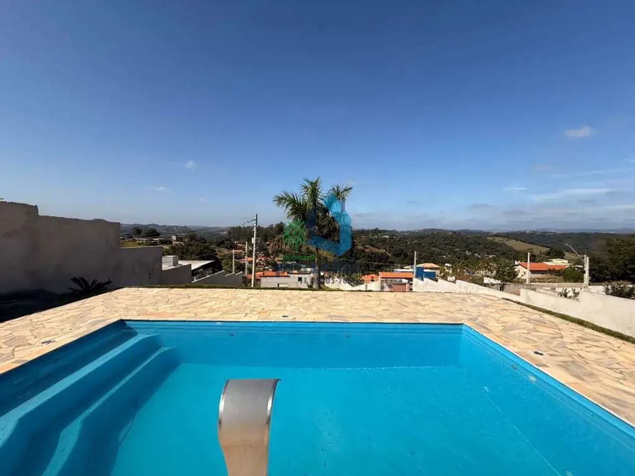 CHÁCARA EM CONDOMÍNIO  1.000m² COM 300m² DE ÁREA CONSTRUÍDA! - Foto 3