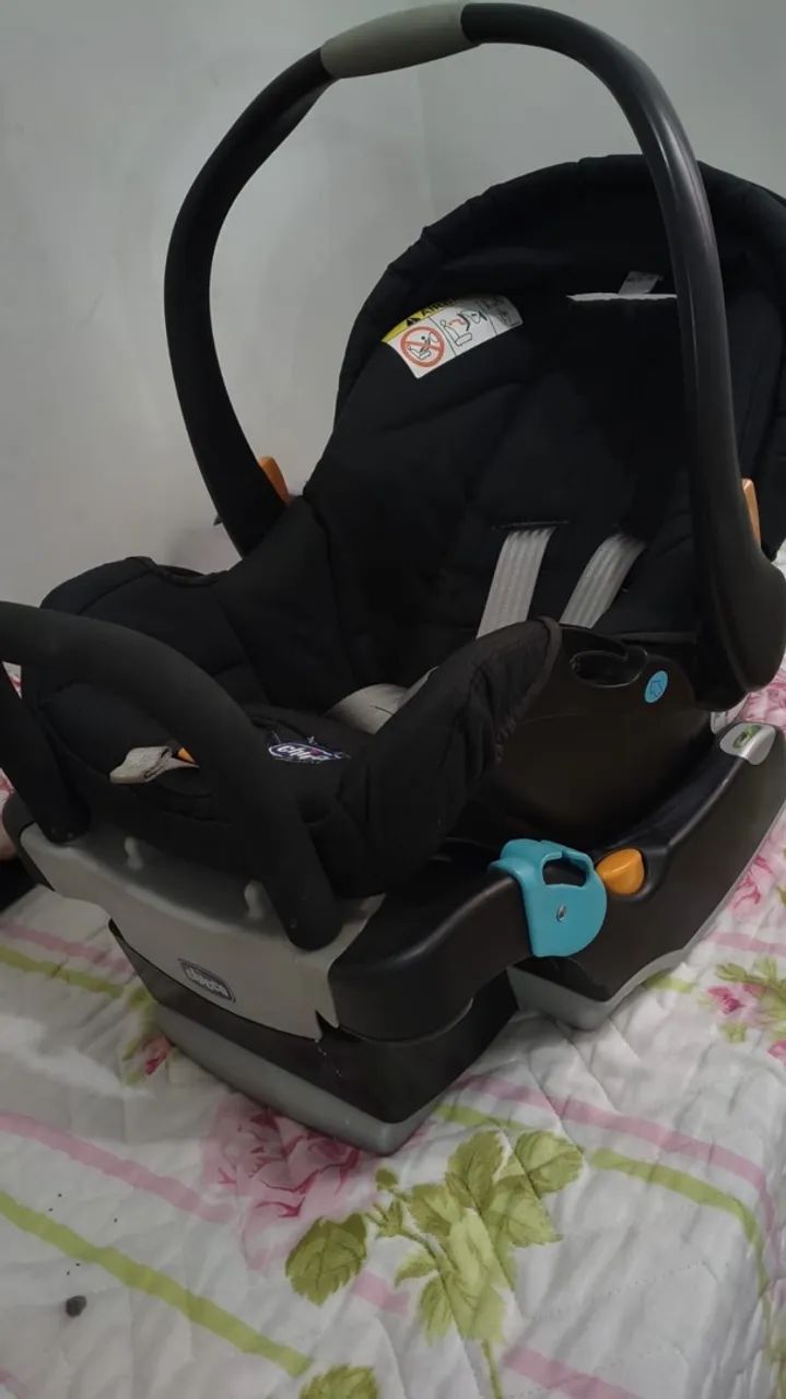 Kit CHICCO Carrinho + bebe conforto + base  - Foto 4