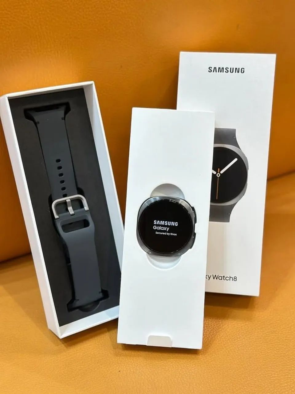 Galaxy Watch 8 (black)