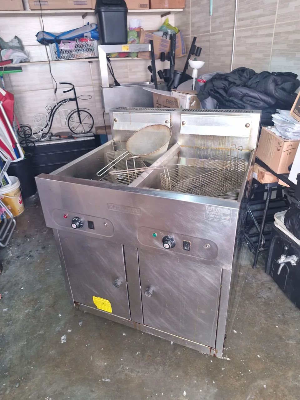 Fritadeira 2 cubas - Foto 3