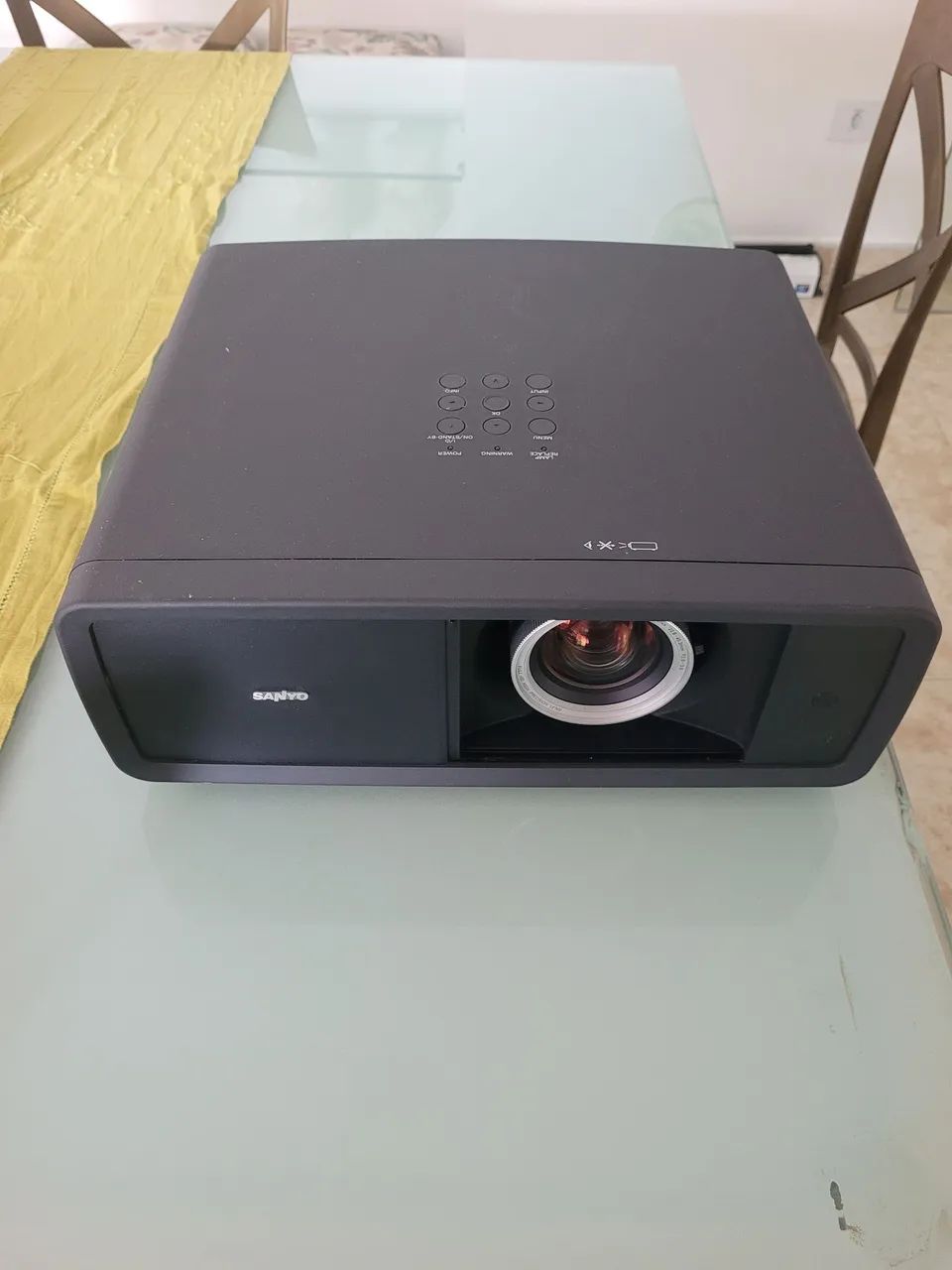 Projetor Sanyo PLV-Z4000 Full HD + Cabos - Foto 2