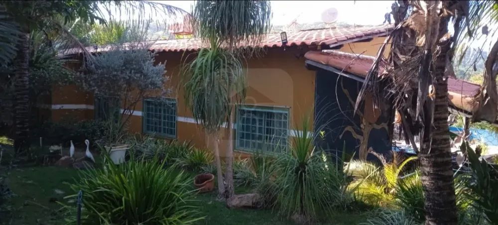 Chácara de Alto Padrão com Piscina Aquecida e Lazer Completo - Foto 2