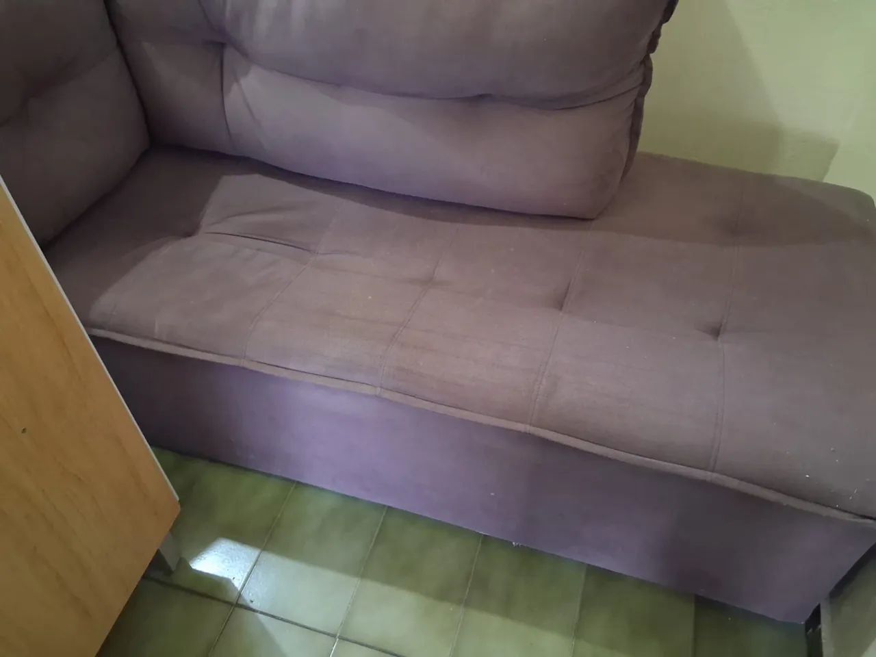 VENDO SOFÁ EM BOM ESTADO DE CONSERVAÇÃO 