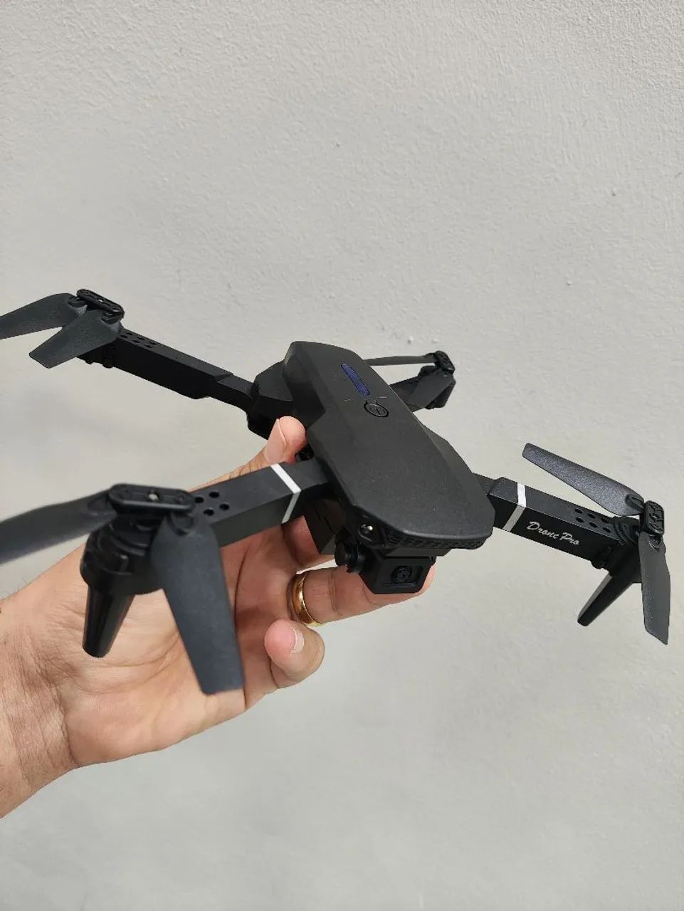 Drone e88 pro 2 câmera + bag  - Foto 5