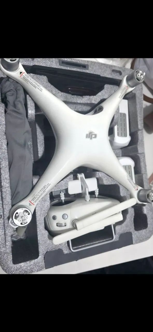 Drone DJI Phantom 4 Profissional 