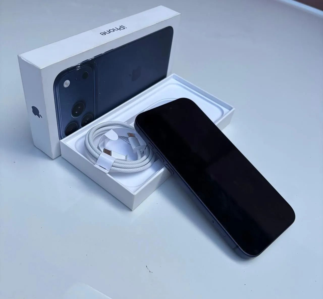 Iphone 17 pro max 256gb Azul - Foto 2