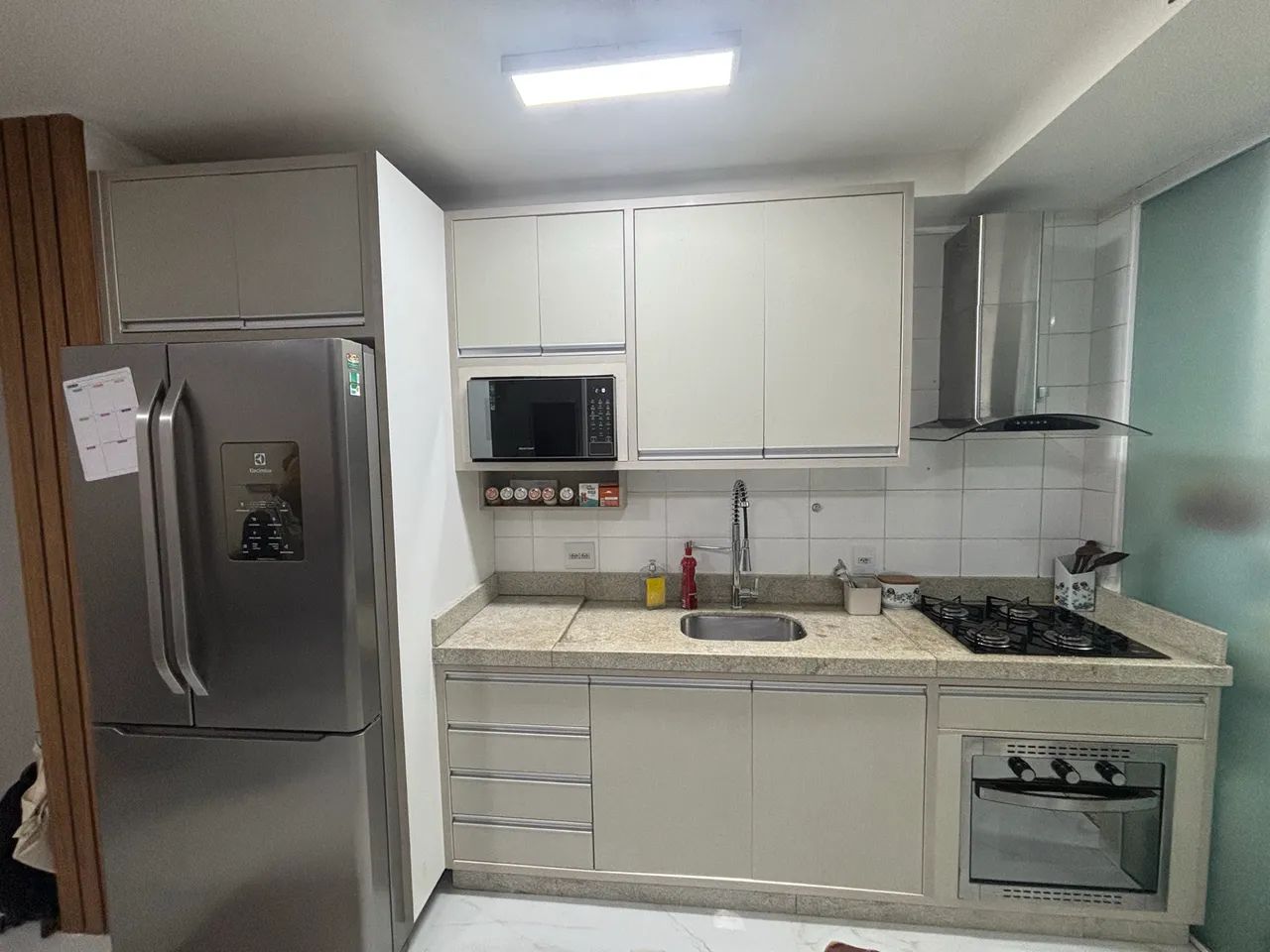 Cozinha Mdf com mármore 