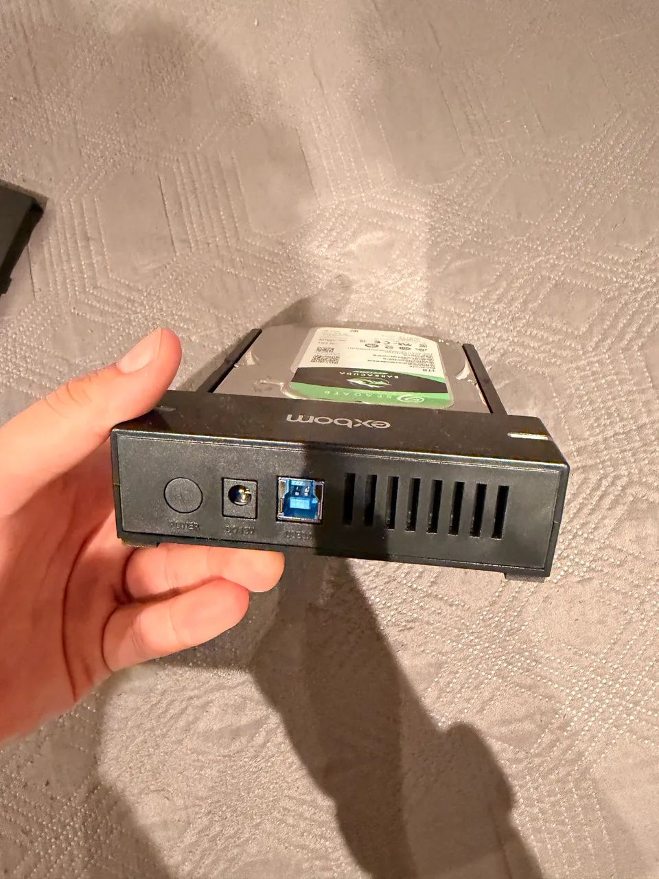 Hd 1 tera seagate + case com fonte e cabo usb3.0  - Foto 3