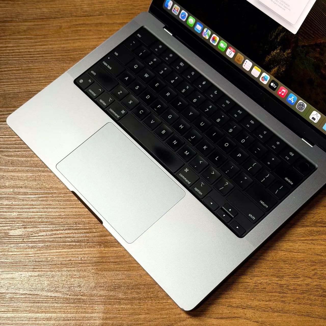 MacBook Pro 14 M1 Pro 16GB RAM 512GB SSD 2021 A2442 - USADO