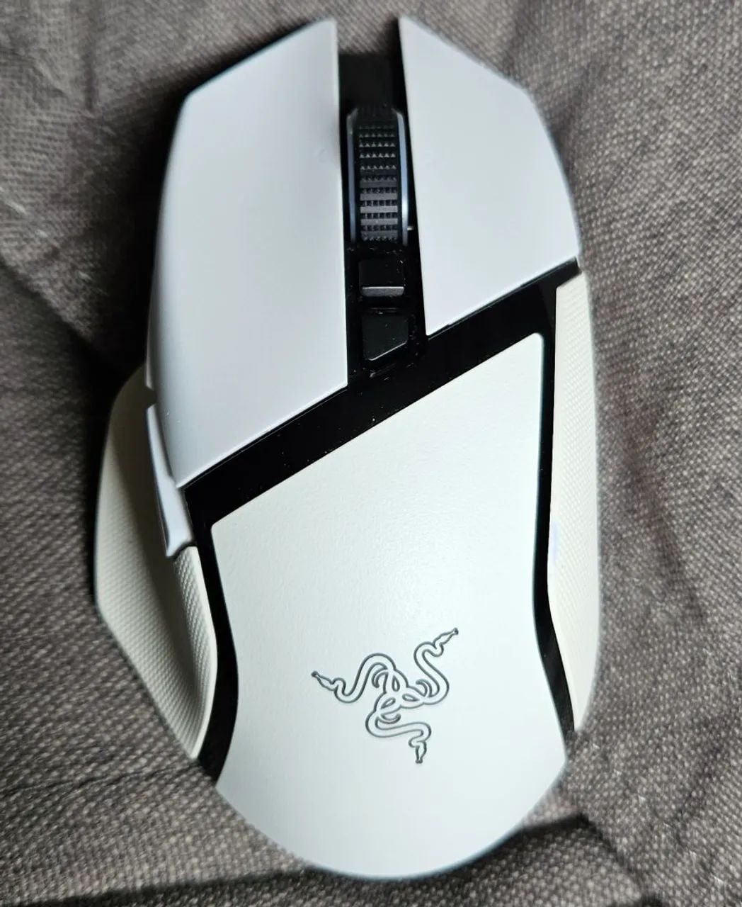 Razer basilisk v3 pro branco