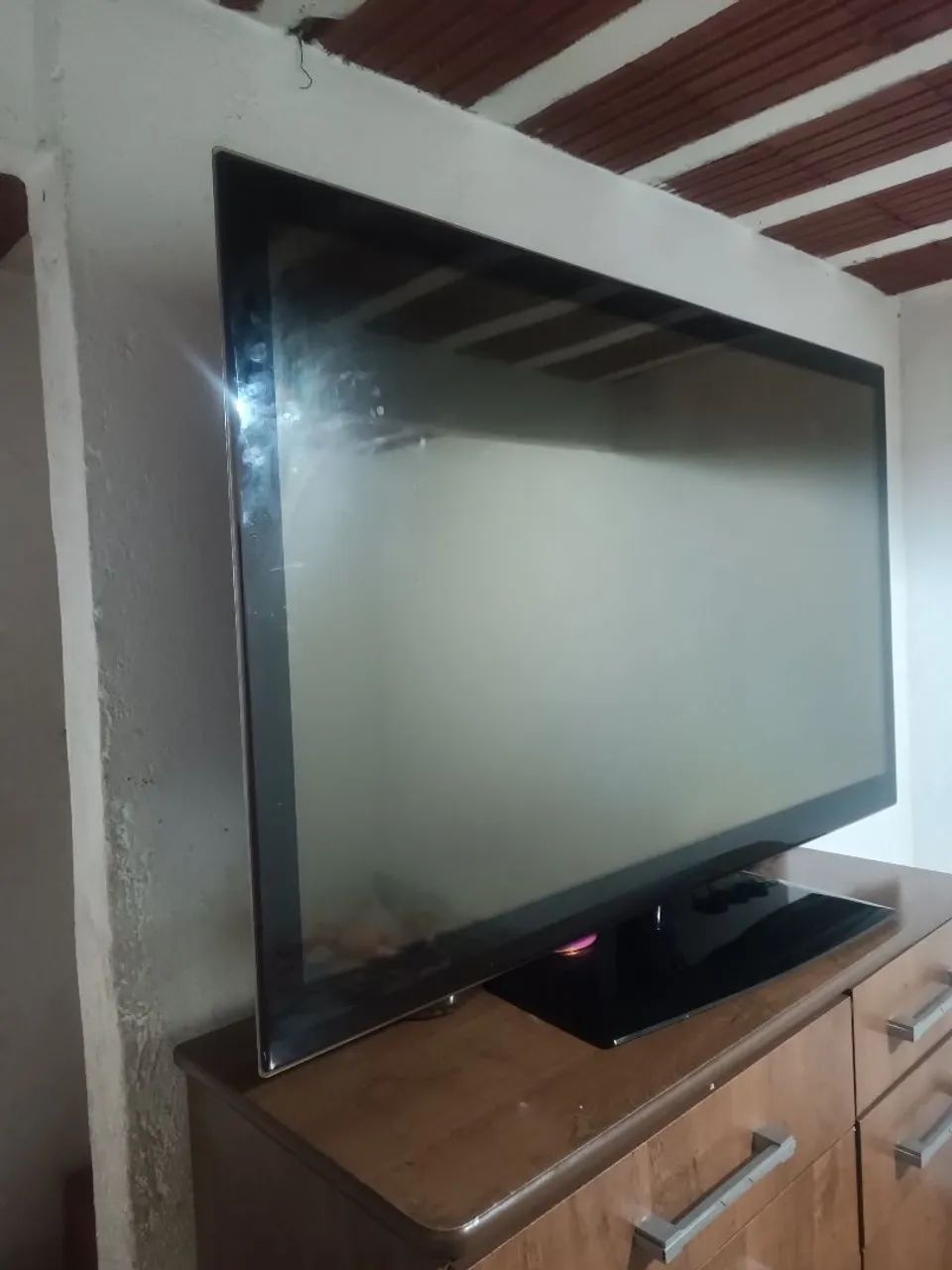 Tv 55: polegadas perfeito estado não e esmart controle e pezinho  - Foto 2