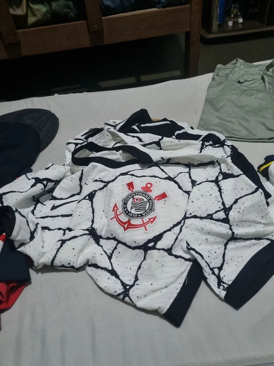 3 CAMISETAS E 2 CORTA-VENTOS DO CORINTHIANS ORIGINAIS - Foto 3