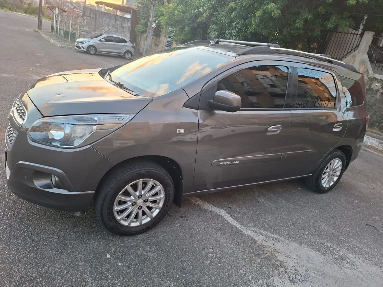 Chevrolet Spin SPIN ADVANTAGE 1.8 8V Econo.Flex 5p Aut. 2014