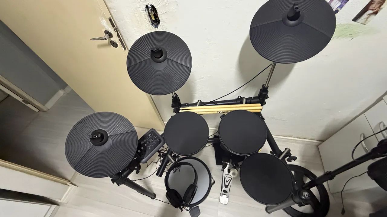 Bateria eletrônica Seven SD 7000 perfeita! - Foto 3