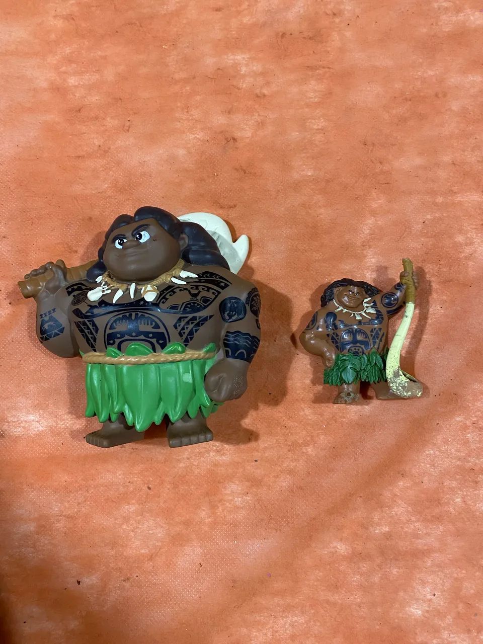 Lote Mini Bonecos Moana e Maui - Figuras Diversas Disney - Foto 4
